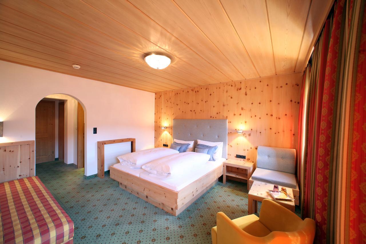 Hotel Landgut Thalerhof Telfes im Stubai Exterior foto